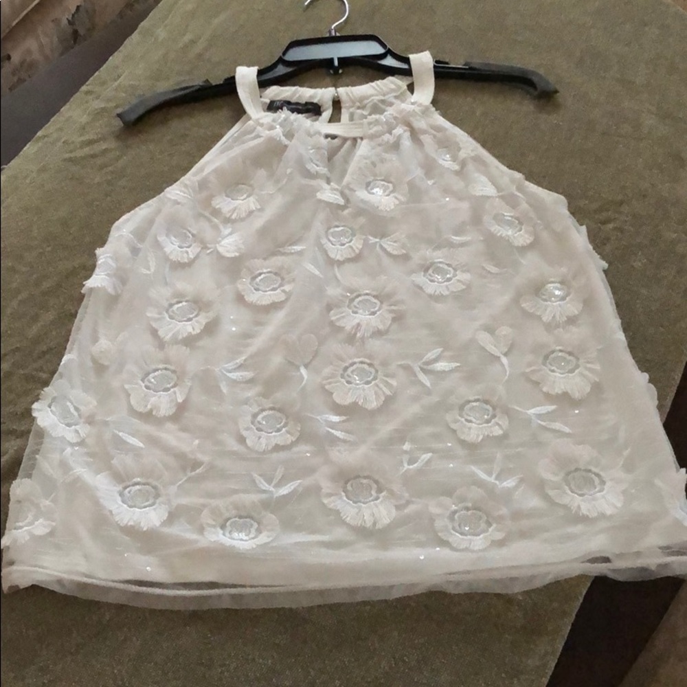 Elegant top white with sparkles never worn. - Picture 1 of 6